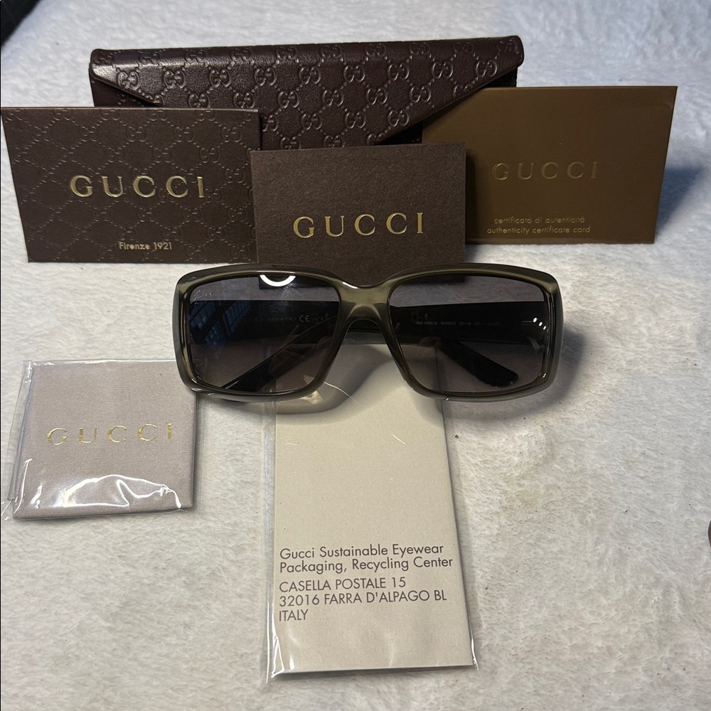 NWT GUCCI GG3506/S Unisex Sunglasses with CoA